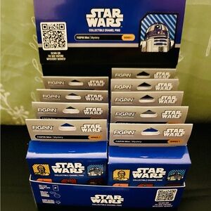 Star Wars FigPin Series 1 Mini Mystery Box